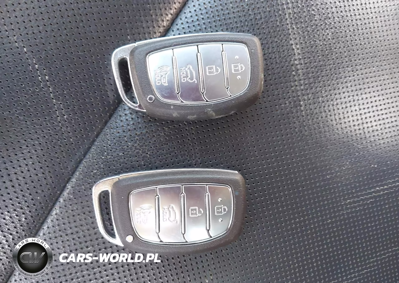 2017 Hyundai Tucson Limited VIN:KM8J3CA22HU537904 - 11