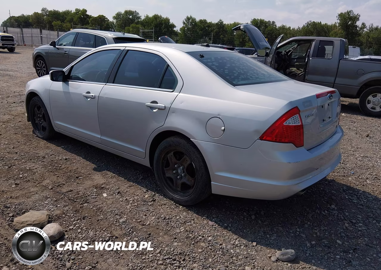2010 Ford Fusion Se VIN:3FAHP0HG1AR161142 - 3