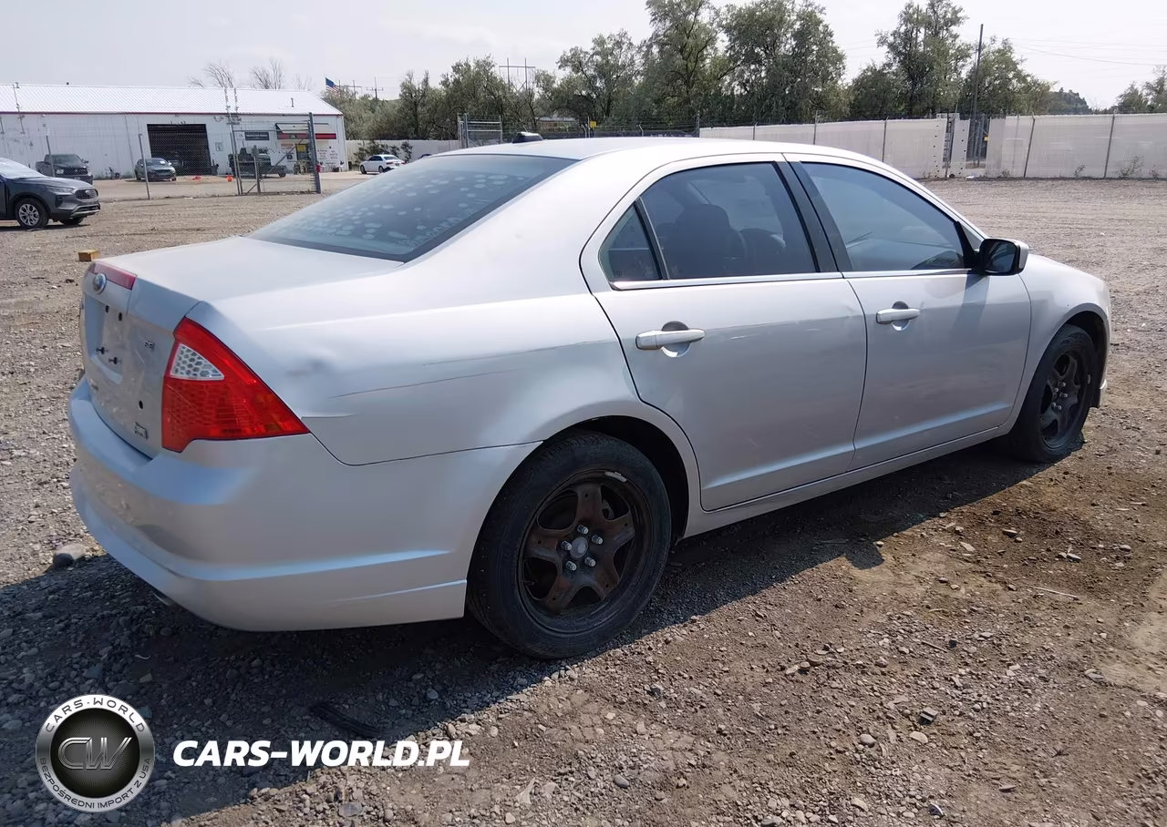 2010 Ford Fusion Se VIN:3FAHP0HG1AR161142 - 4