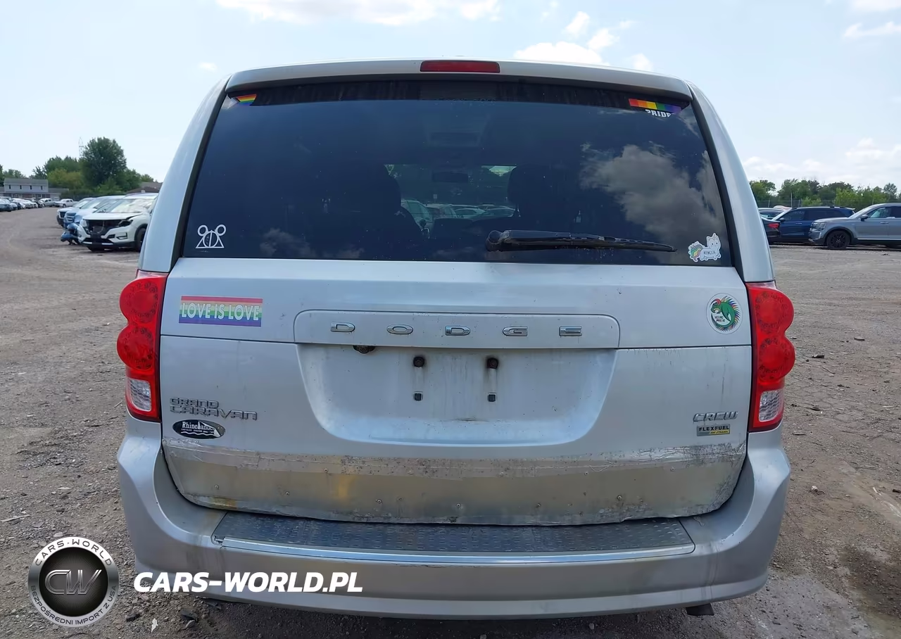 2011 Dodge Grand Caravan Crew VIN:2D4RN5DG2BR679746 - 17