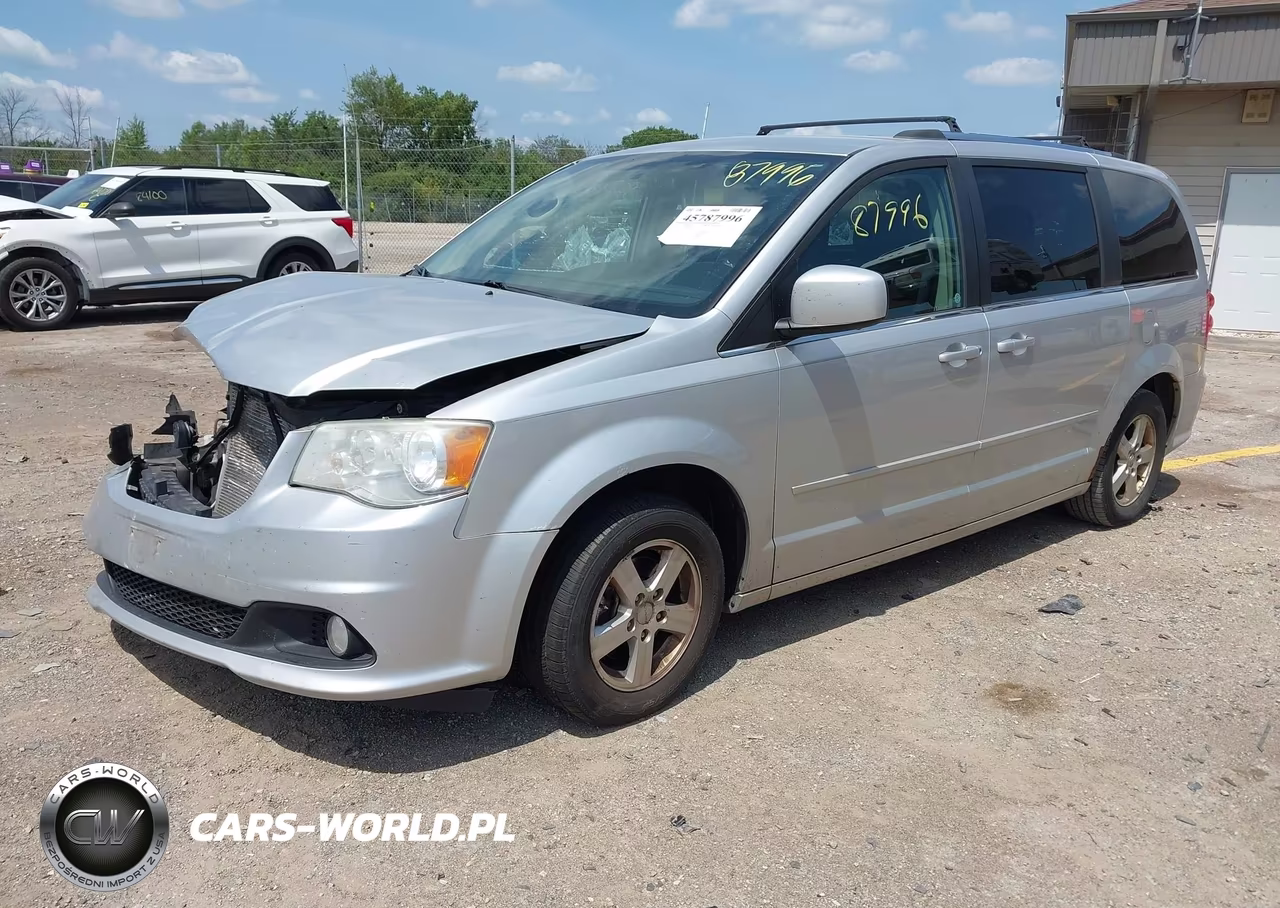2011 Dodge Grand Caravan Crew VIN:2D4RN5DG2BR679746 - 2