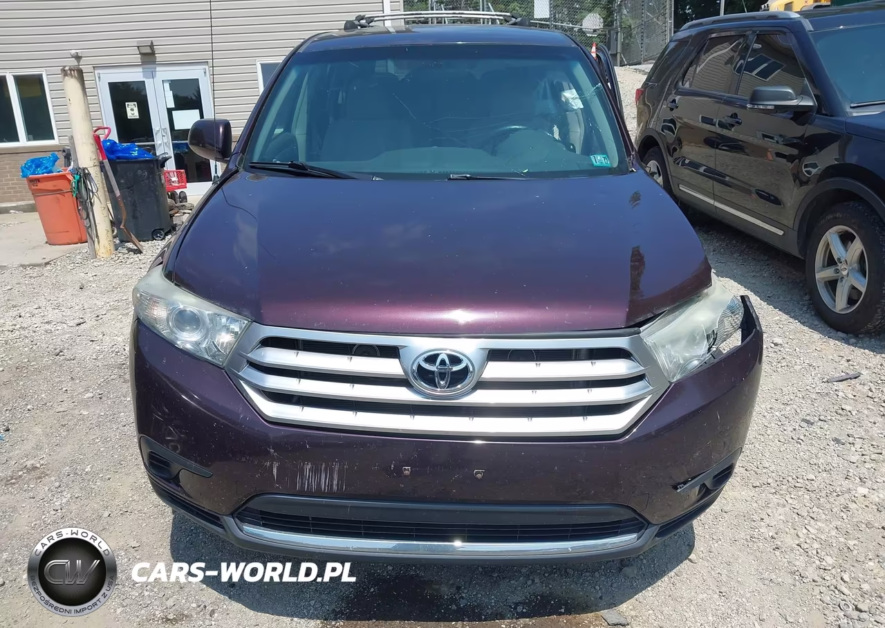 2012 Toyota Highlander Base V6 VIN:5TDBK3EH4CS154845 - 12