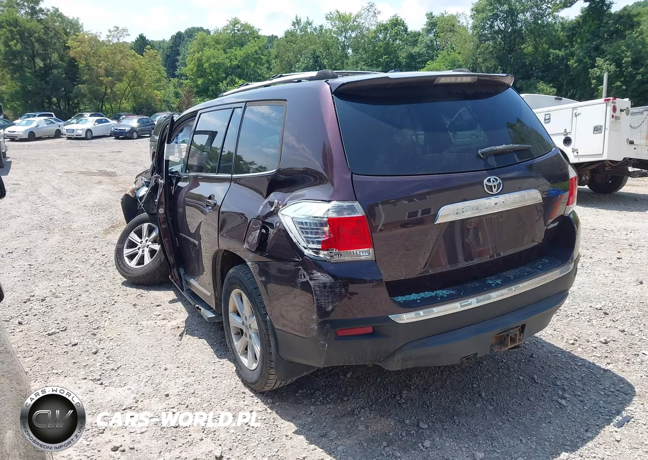 2012 Toyota Highlander Base V6 VIN:5TDBK3EH4CS154845 - 3