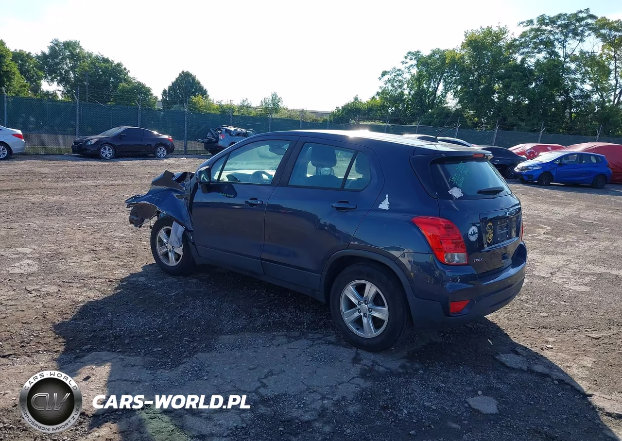2019 Chevrolet Trax Ls VIN:3GNCJKSB4KL248995 - 3