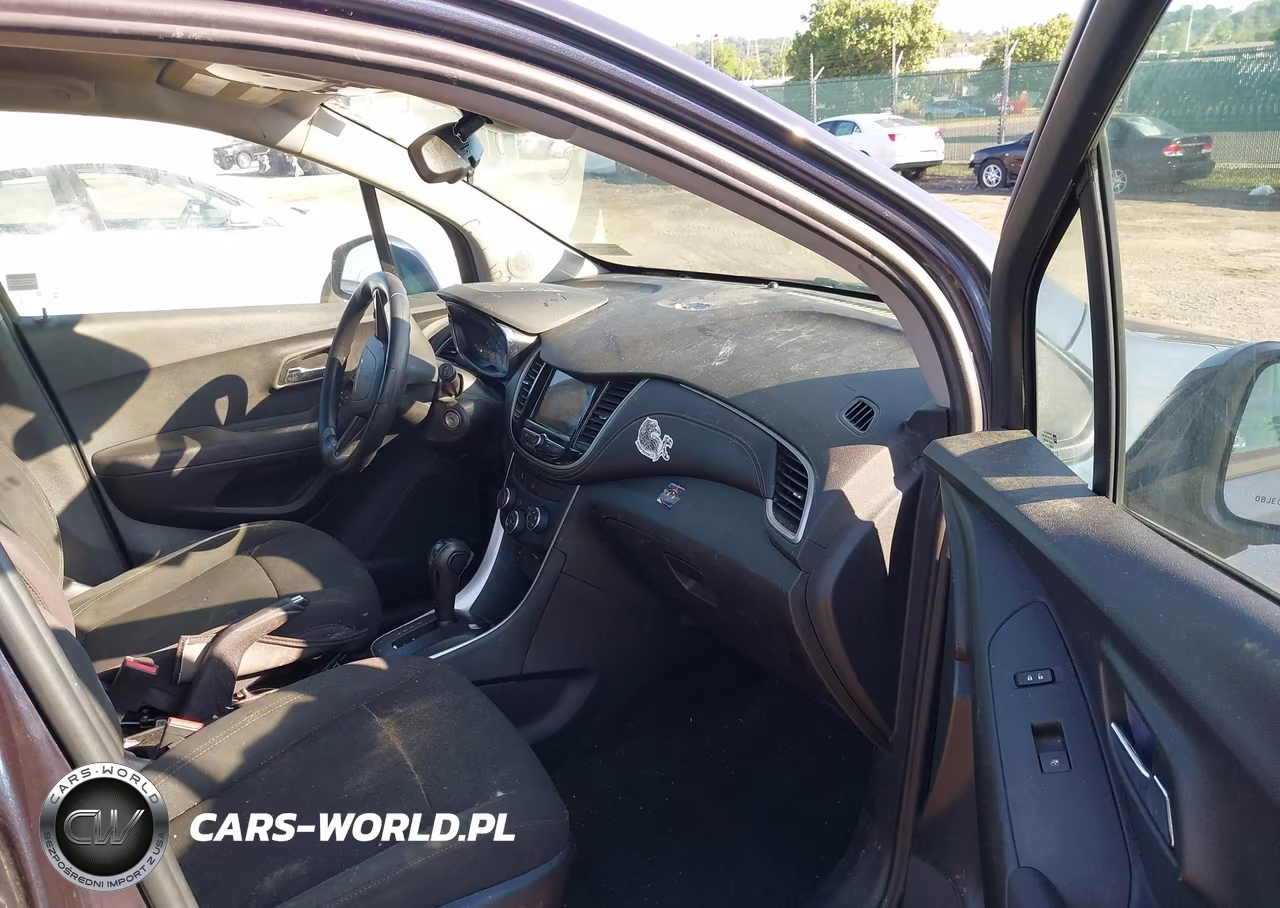 2019 Chevrolet Trax Ls VIN:3GNCJKSB4KL248995 - 5