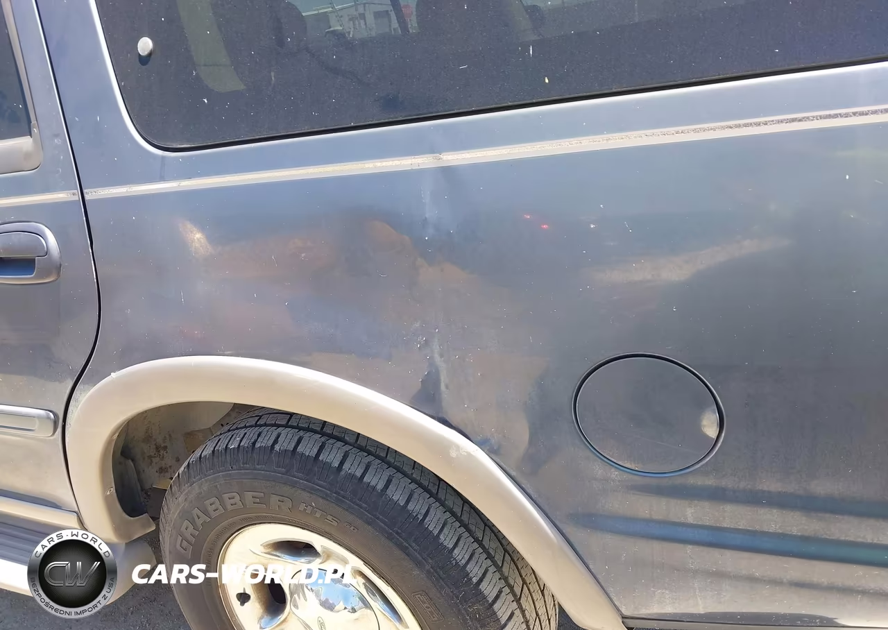 2001 Ford Expedition Eddie Bauer VIN:1FMEU17L41LB31251 - 6