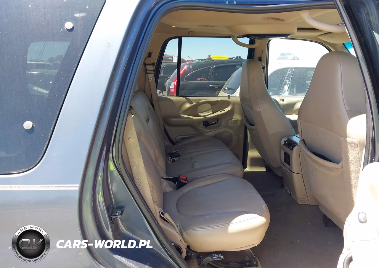 2001 Ford Expedition Eddie Bauer VIN:1FMEU17L41LB31251 - 8