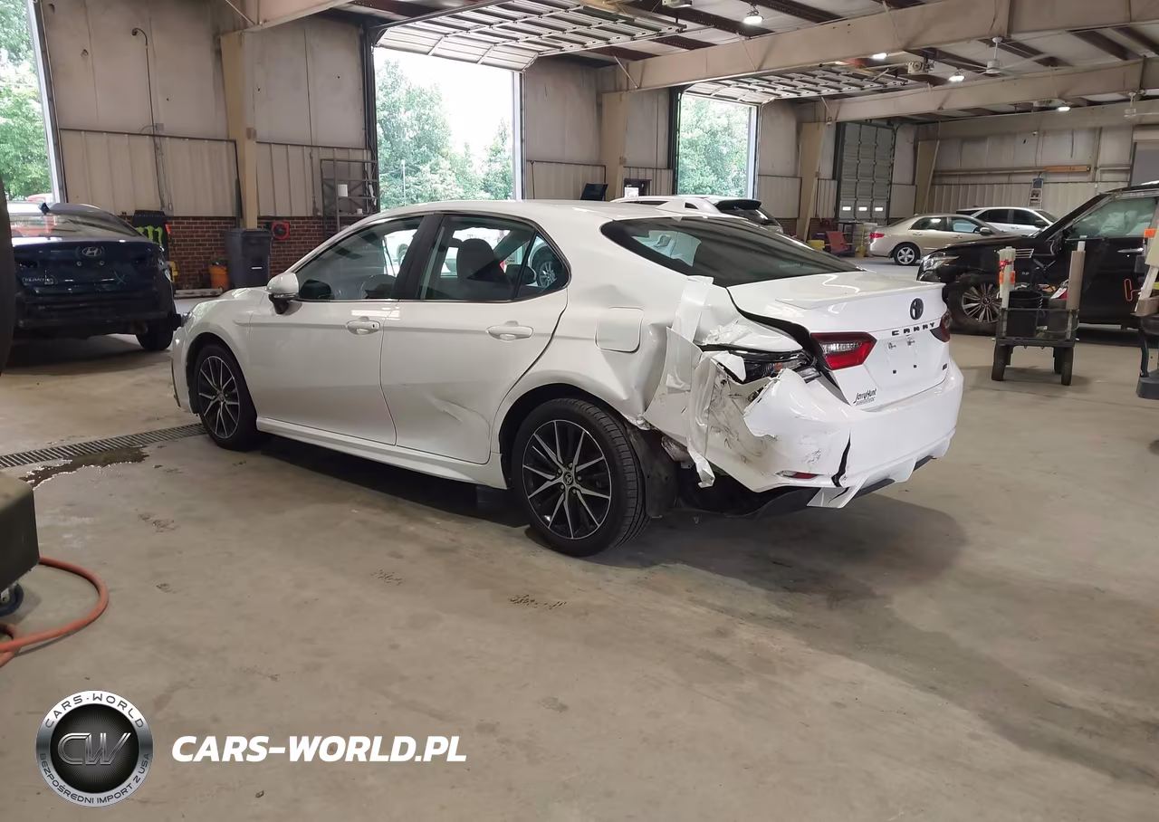 2023 Toyota Camry Se VIN:4T1G11AKXPU740736 - 3