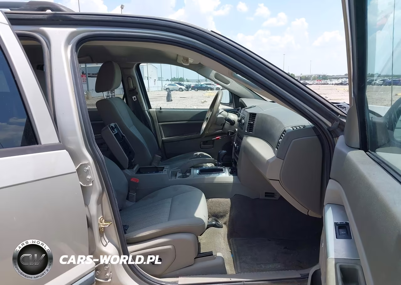 2007 Jeep Grand Cherokee Laredo VIN:1J8GS48K07C538480 - 5