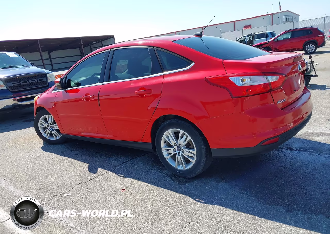 2012 Ford Focus Sel VIN:1FAHP3H27CL363121 - 3