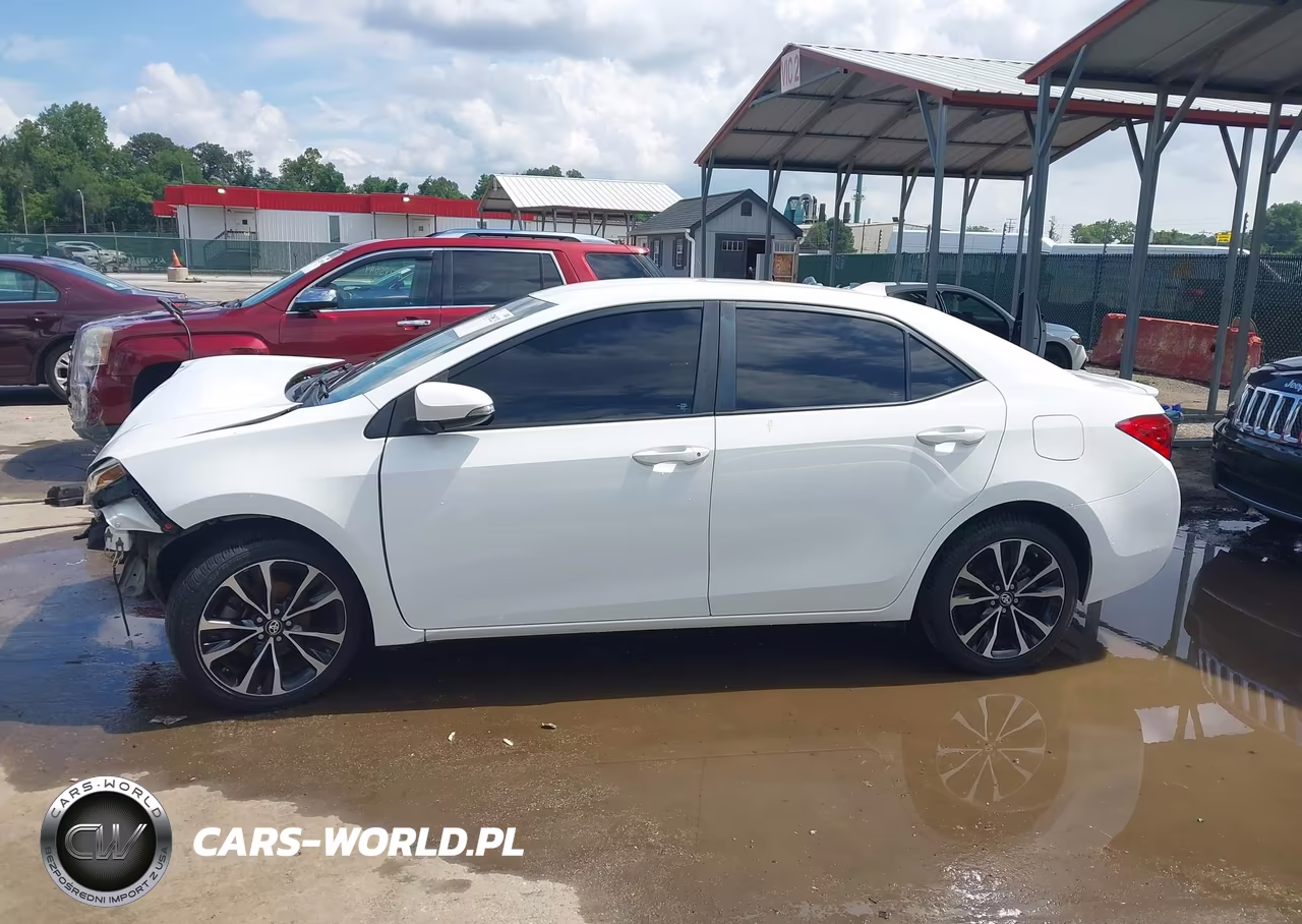 2017 Toyota Corolla Se VIN:5YFBURHE6HP661633 - 15