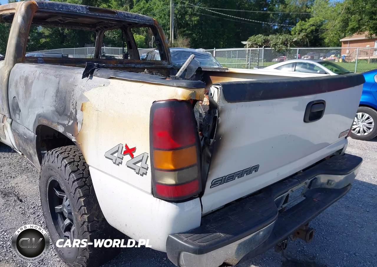 2004 GMC Sierra 1500 VIN:2GTEK19T341137916 - 15