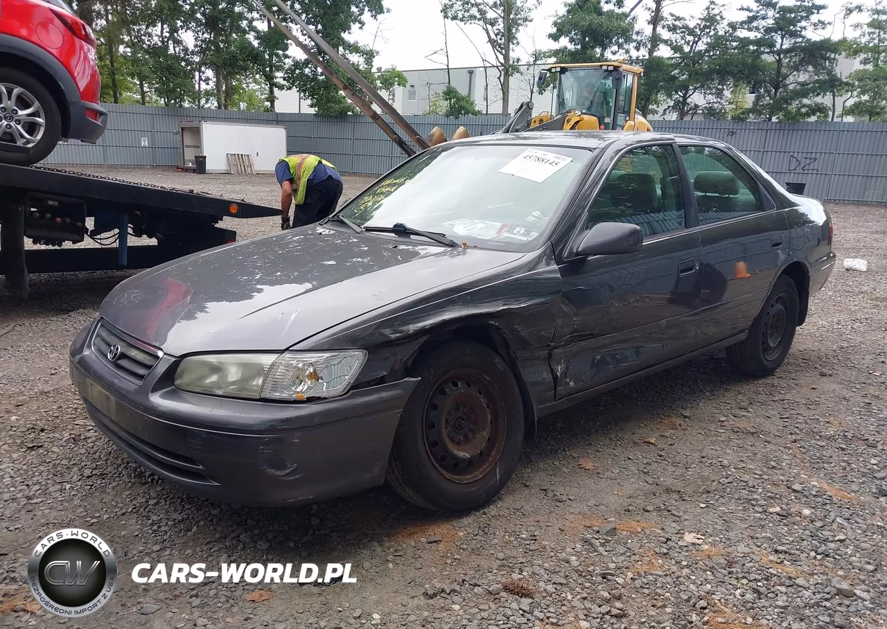 2001 Toyota Camry Le VIN:4T1BG22K61U843561 - 2