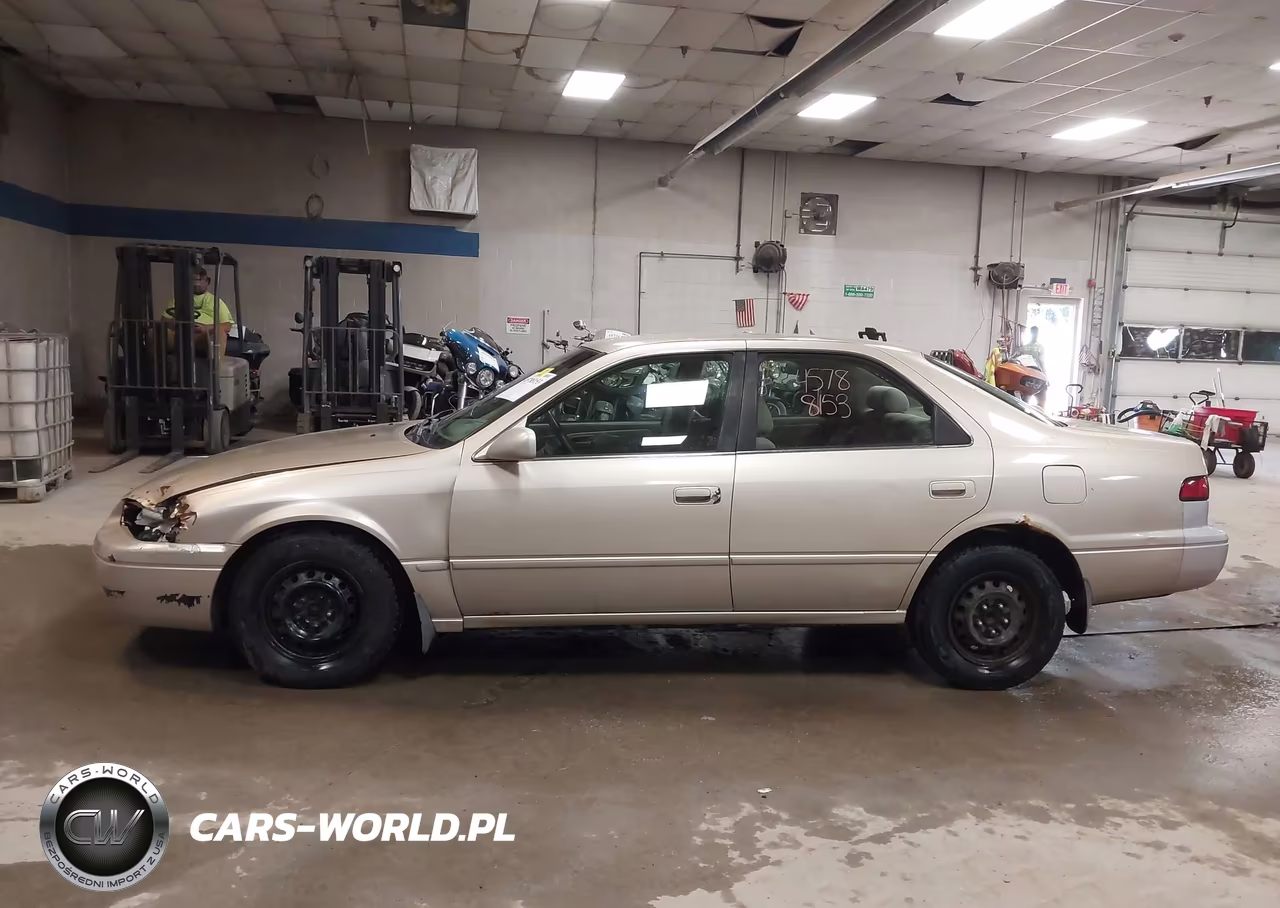 1998 Toyota Camry Le VIN:JT2BG22K3W0167193 - 14