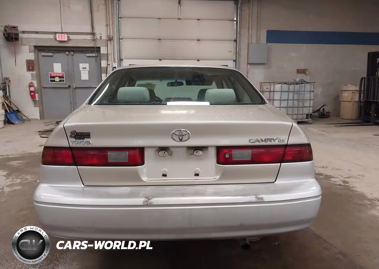 1998 Toyota Camry Le VIN:JT2BG22K3W0167193 - 16