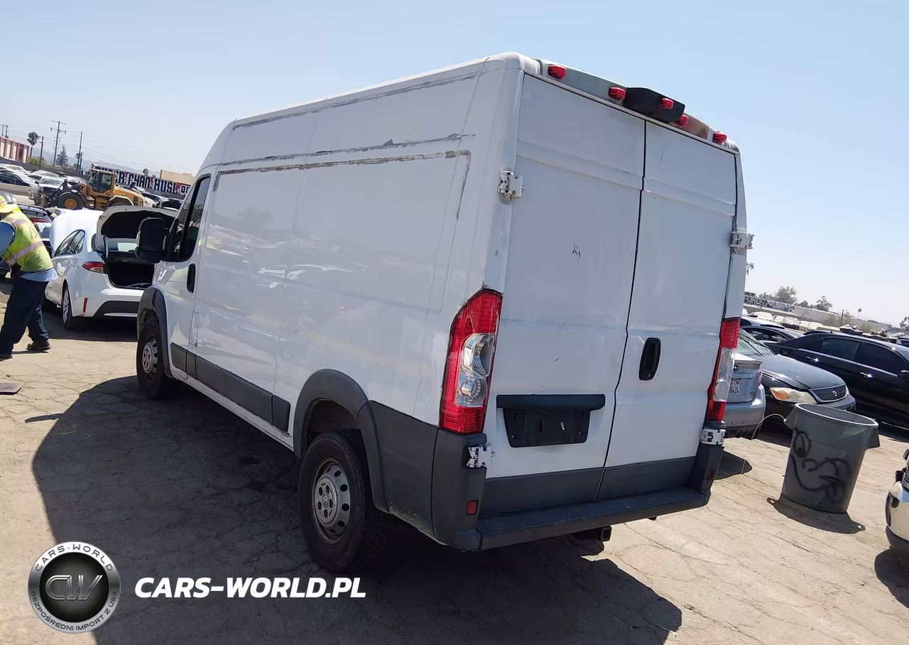 2018 Ram Promaster 1500 High Roof 136 Wb VIN:3C6TRVBG0JE139037 - 3