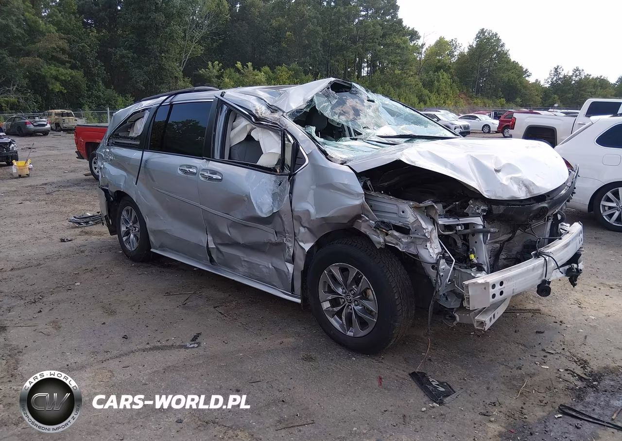 2021 Toyota Sienna Xle – zdjęcie 1 z 17