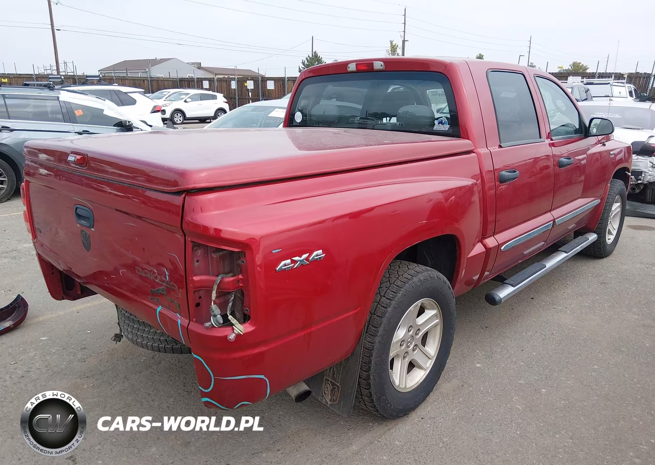 2010 Dodge Dakota Bighorn-Lonestar VIN:1D7CW3GP5AS116872 - 4
