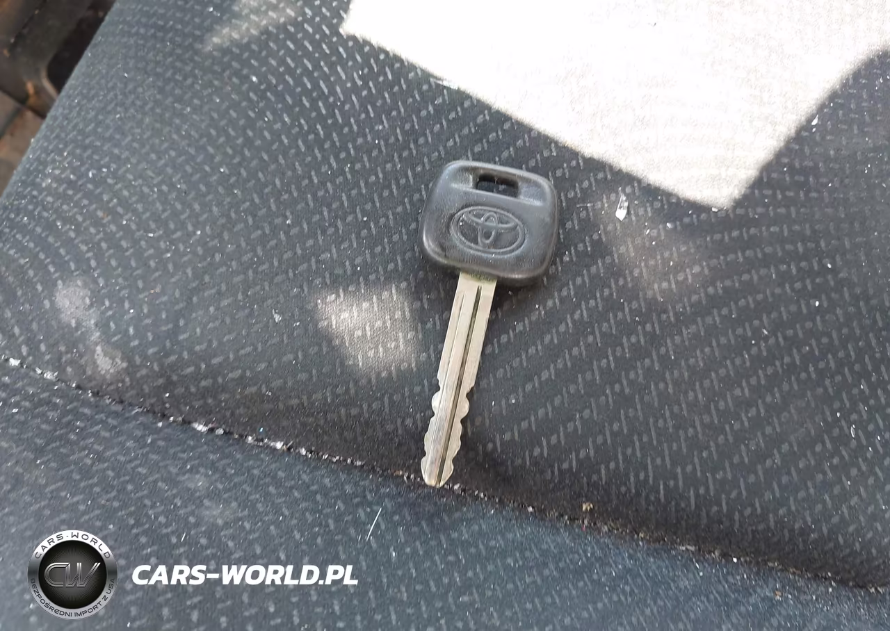 2009 Toyota Yaris VIN:JTDBT903494042742 - 11