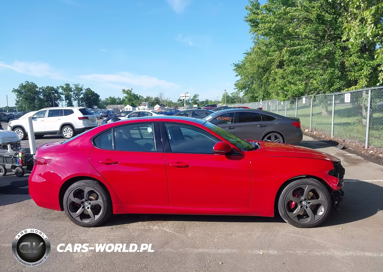 2018 Alfa Romeo Giulia Awd VIN:ZARFAEDN4J7579583 - 13
