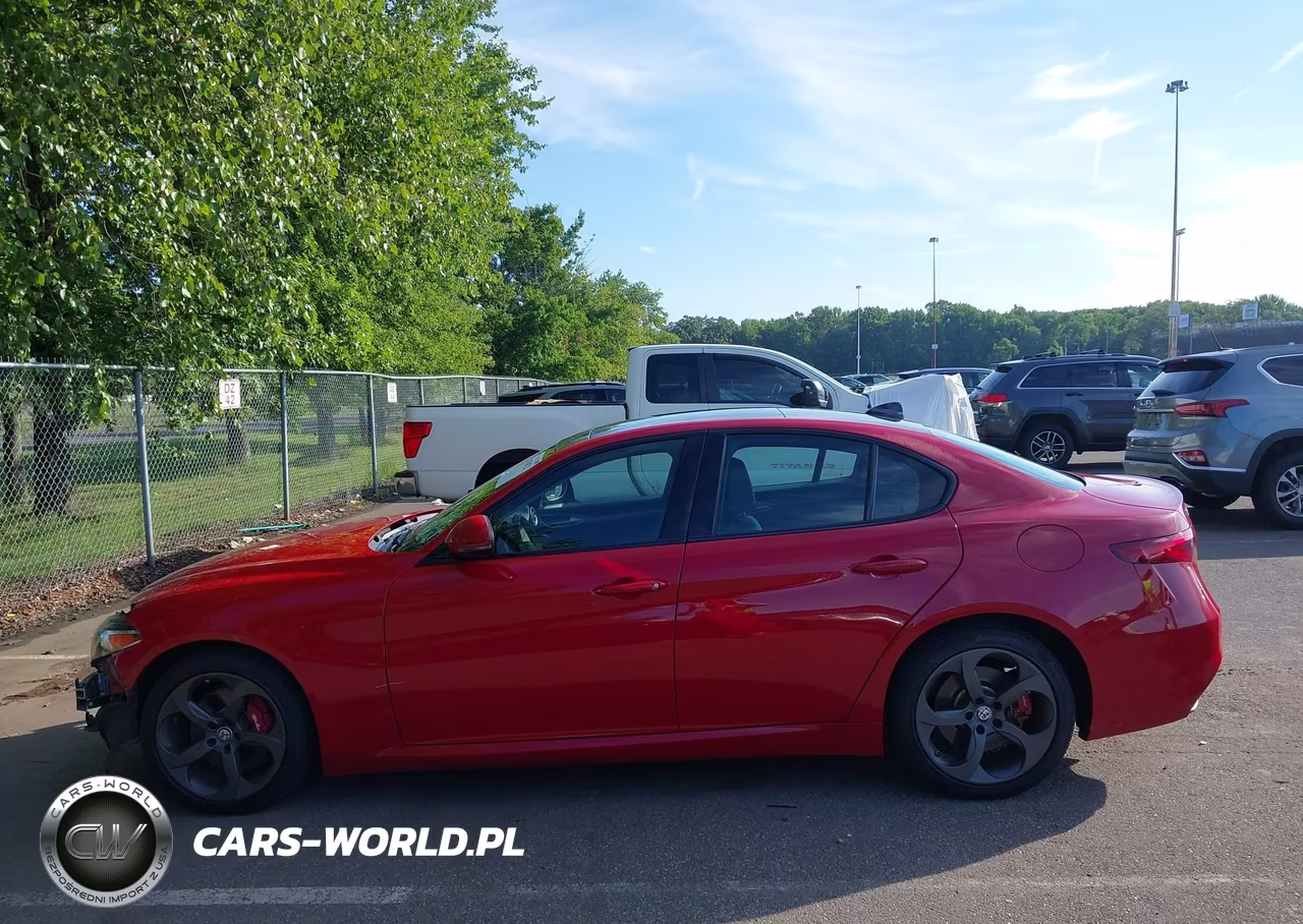 2018 Alfa Romeo Giulia Awd VIN:ZARFAEDN4J7579583 - 14