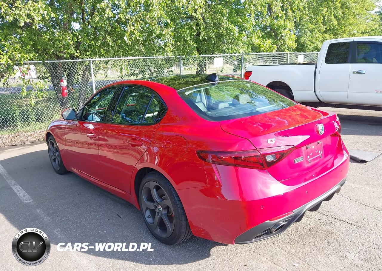 2018 Alfa Romeo Giulia Awd VIN:ZARFAEDN4J7579583 - 3