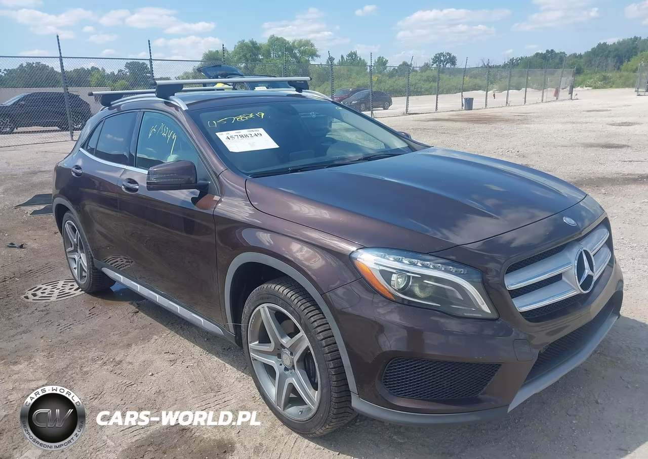 2015 Mercedes-Benz Gla 250 4Matic – zdjęcie 1 z 16