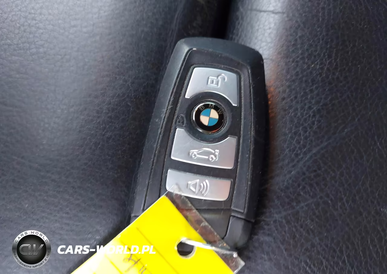 2012 BMW 528I xDrive VIN:WBAXH5C59CDW08685 - 11