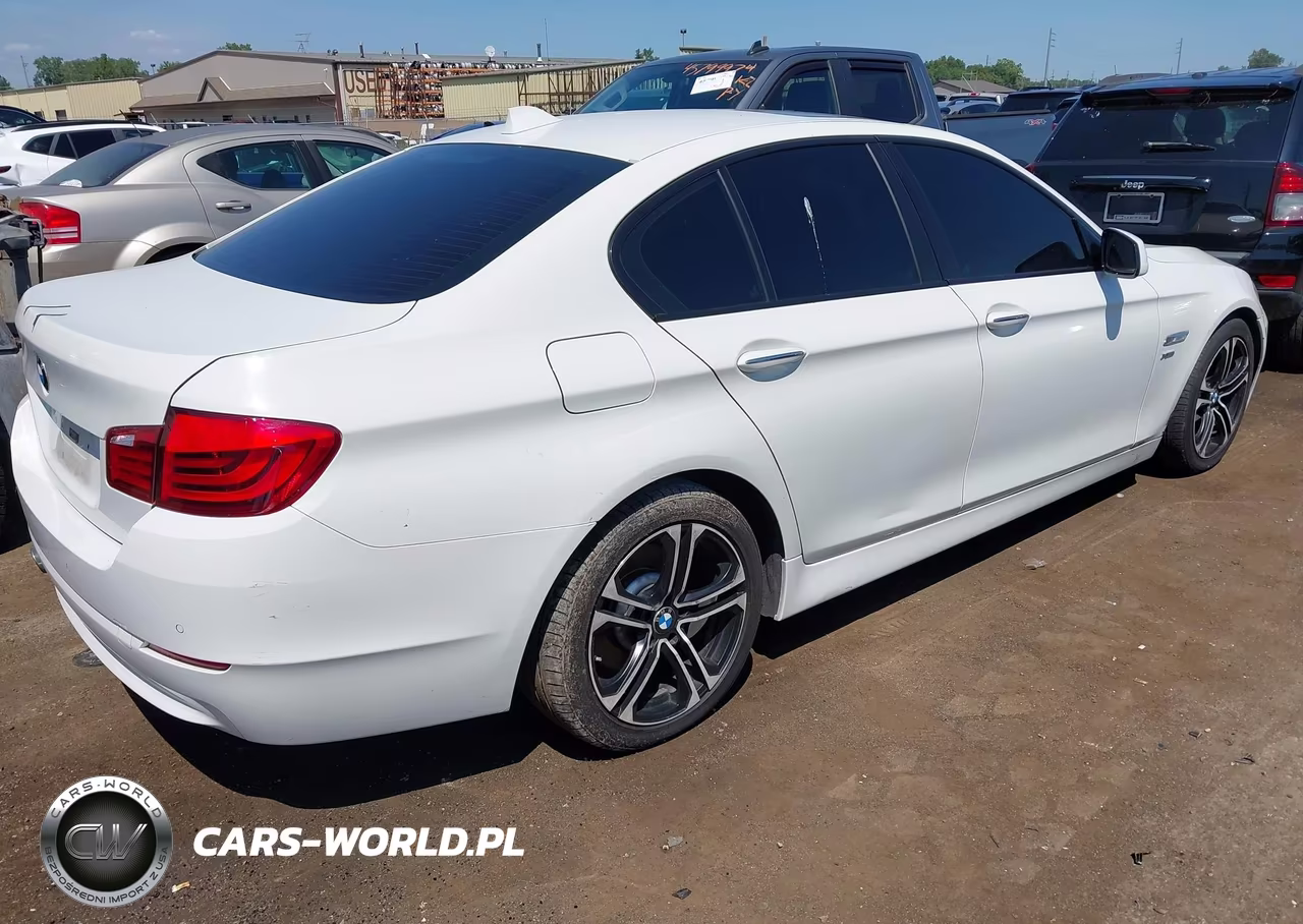 2012 BMW 528I xDrive VIN:WBAXH5C59CDW08685 - 4