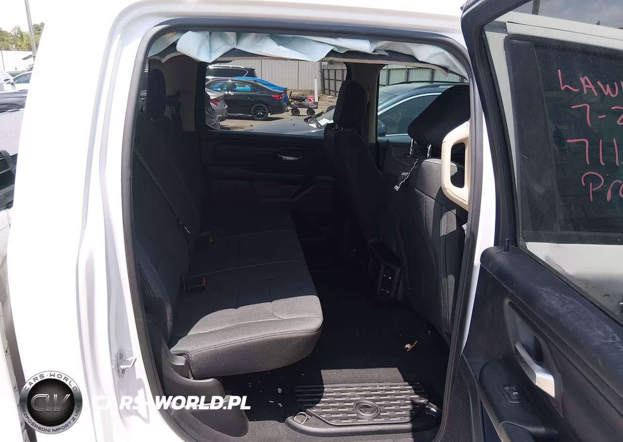 2019 Ram 1500 Tradesman 4X4 5'7 Box VIN:1C6SRFGT4KN622521 - 8