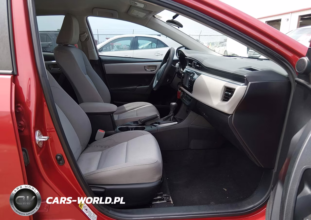 2016 Toyota Corolla Le Plus VIN:5YFBURHE5GP447361 - 5