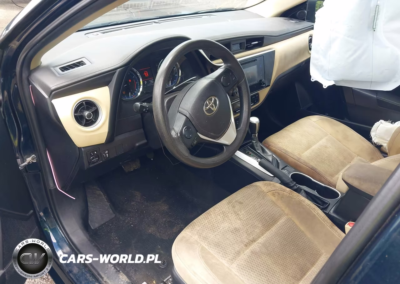 2018 Toyota Corolla Le VIN:2T1BURHE3JC991185 - 5