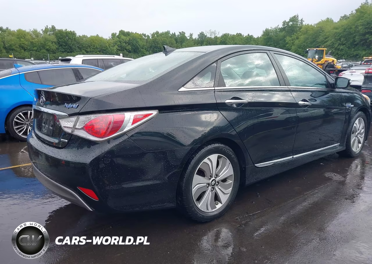 2013 Hyundai Sonata Hybrid Limited VIN:KMHEC4A43DA072375 - 4