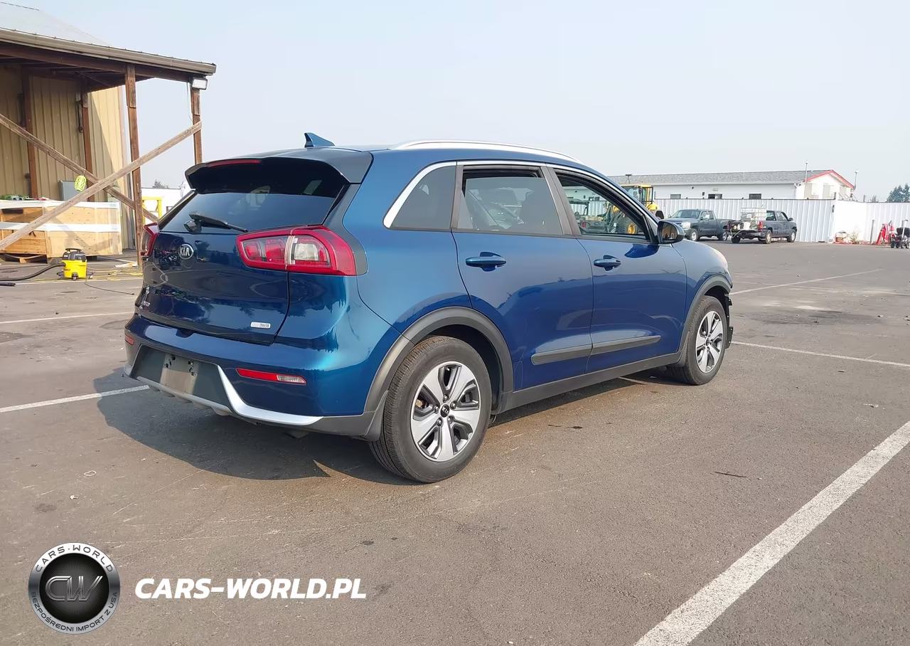 2018 Kia Niro Lx VIN:KNDCB3LC8J5201213 - 4