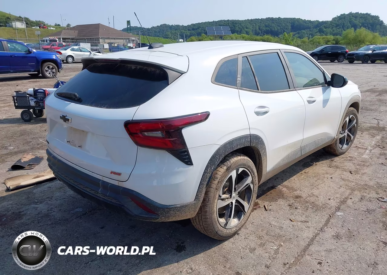 2024 Chevrolet Trax Fwd 1Rs VIN:KL77LGE28RC060755 - 4