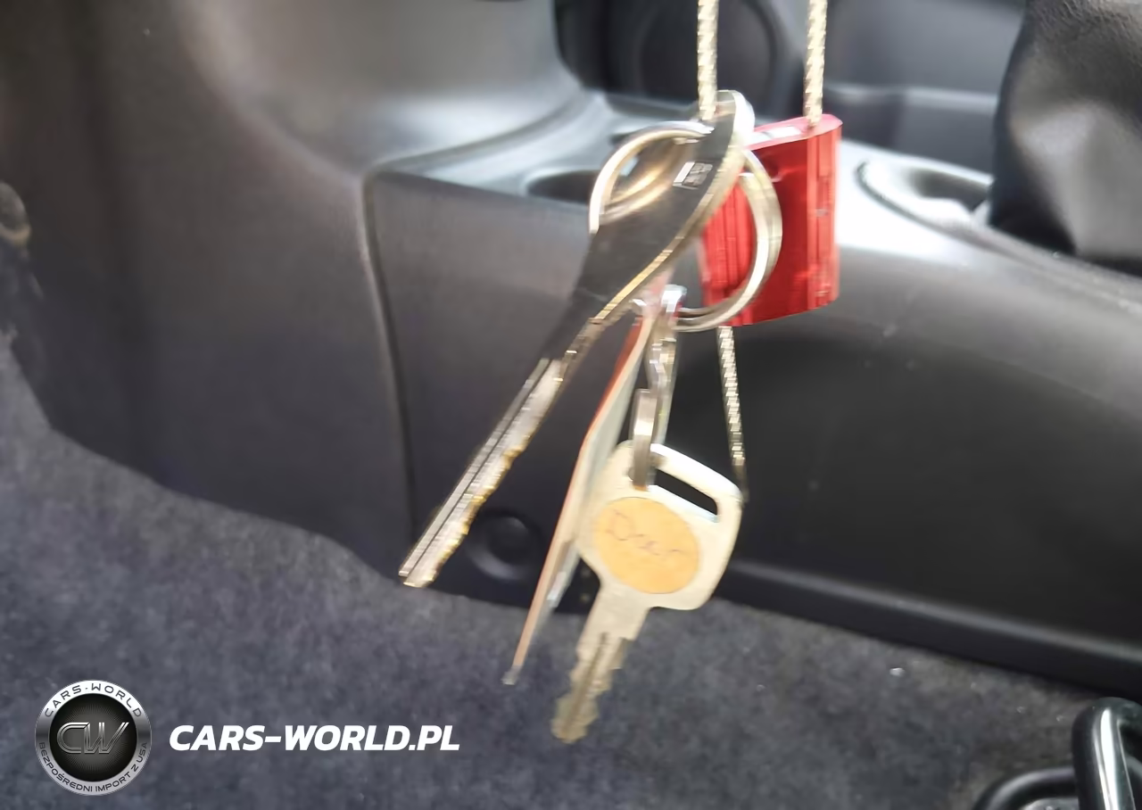 2015 Nissan Versa 1.6 S VIN:3N1CN7AP9FL865213 - 11