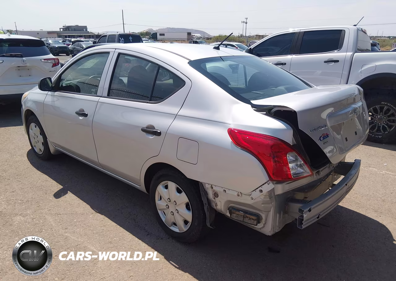2015 Nissan Versa 1.6 S VIN:3N1CN7AP9FL865213 - 3