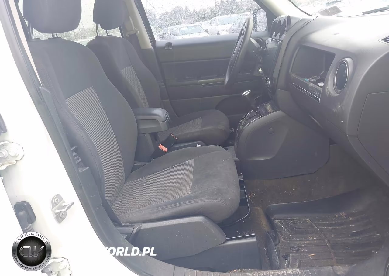 2016 Jeep Patriot Sport VIN:1C4NJRBB6GD781714 - 5