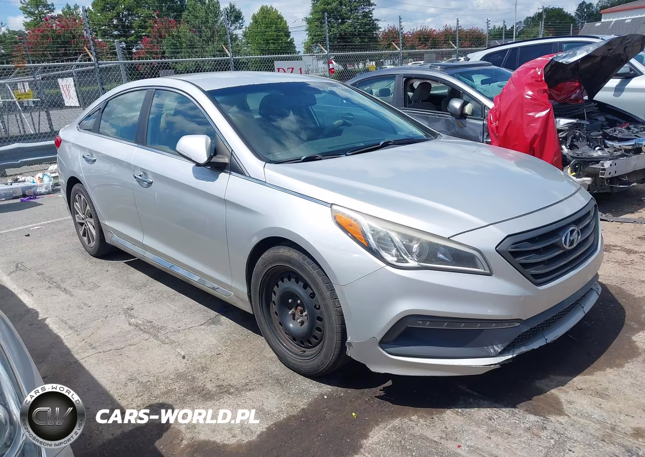 2015 Hyundai Sonata Sport VIN:5NPE34AF0FH077082 - 13