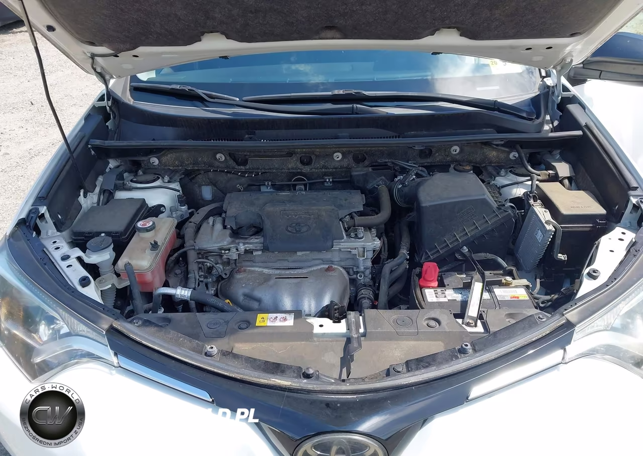 2017 Toyota Rav4 Le VIN:JTMBFREV5HJ145167 - 10