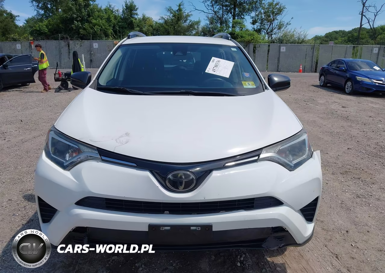 2017 Toyota Rav4 Le VIN:JTMBFREV5HJ145167 - 12
