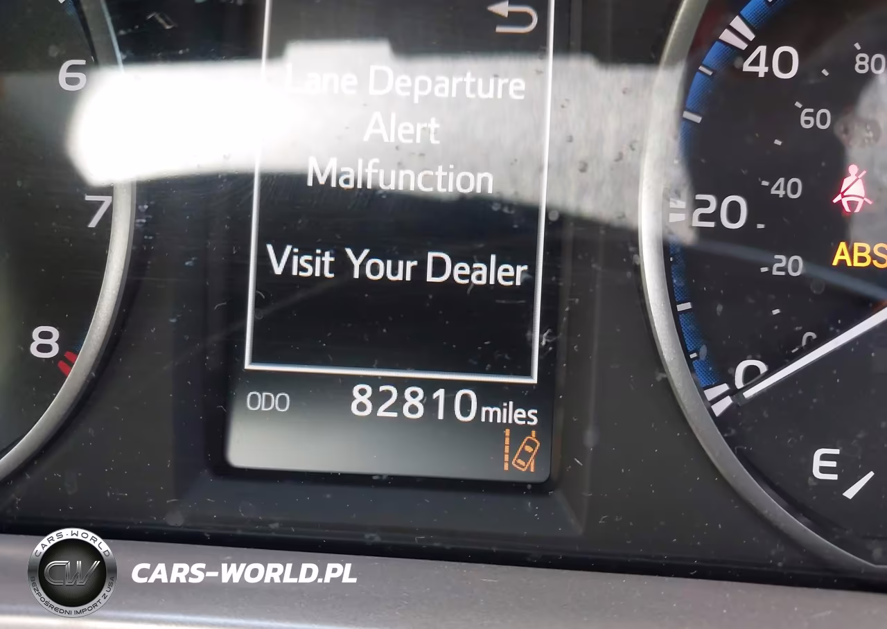 2017 Toyota Rav4 Le VIN:JTMBFREV5HJ145167 - 15