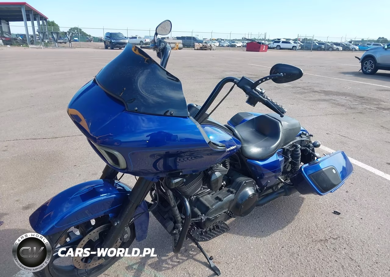 2015 Harley-Davidson Fltrxs Road Glide Special VIN:1HD1KTM14FB680449 - 2
