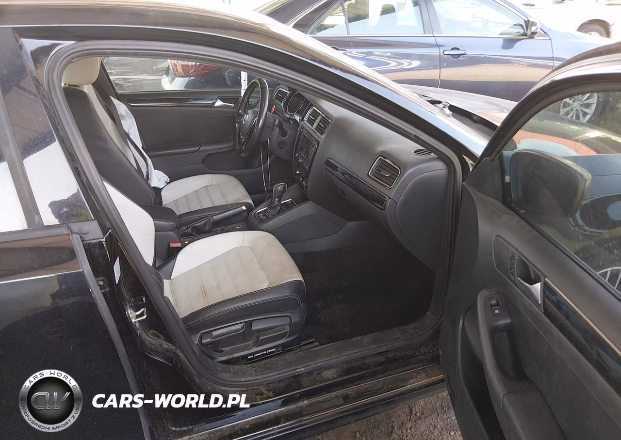 2015 Volkswagen Jetta 1.8T Sport VIN:3VWD17AJ5FM428194 - 5