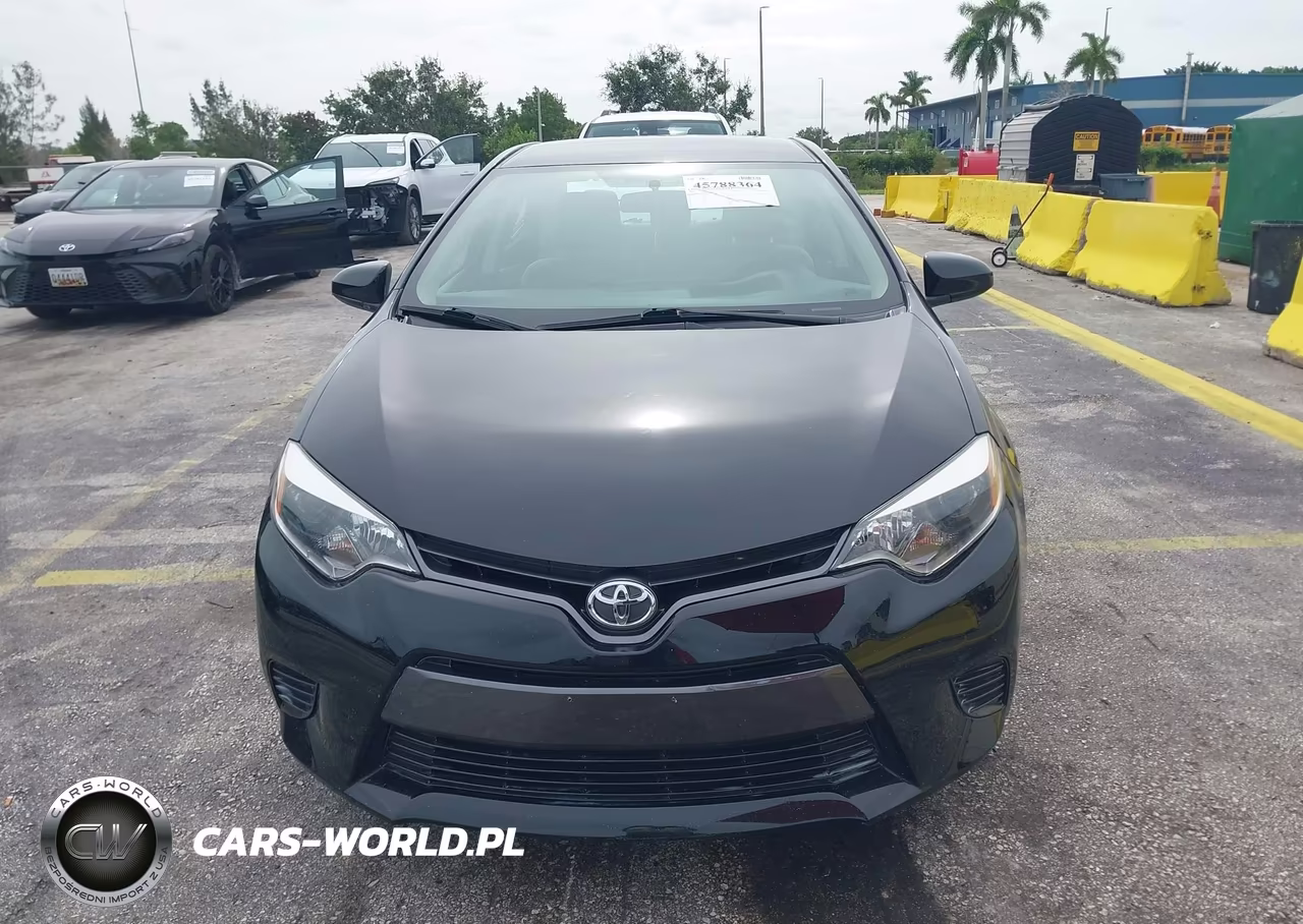 2016 Toyota Corolla Le VIN:2T1BURHE3GC687461 - 12
