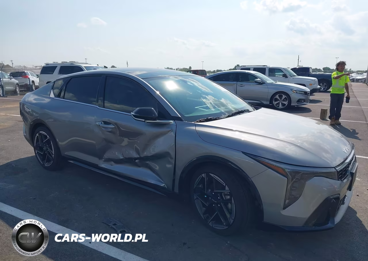 2025 Kia K4 Gt-Line