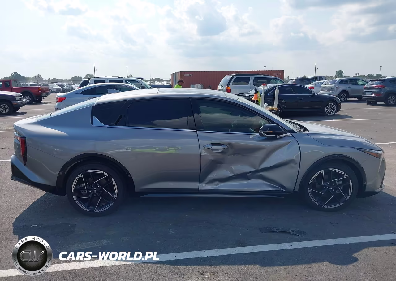 2025 Kia K4 Gt-Line VIN:3KPFW4DE9SE159969 - 13