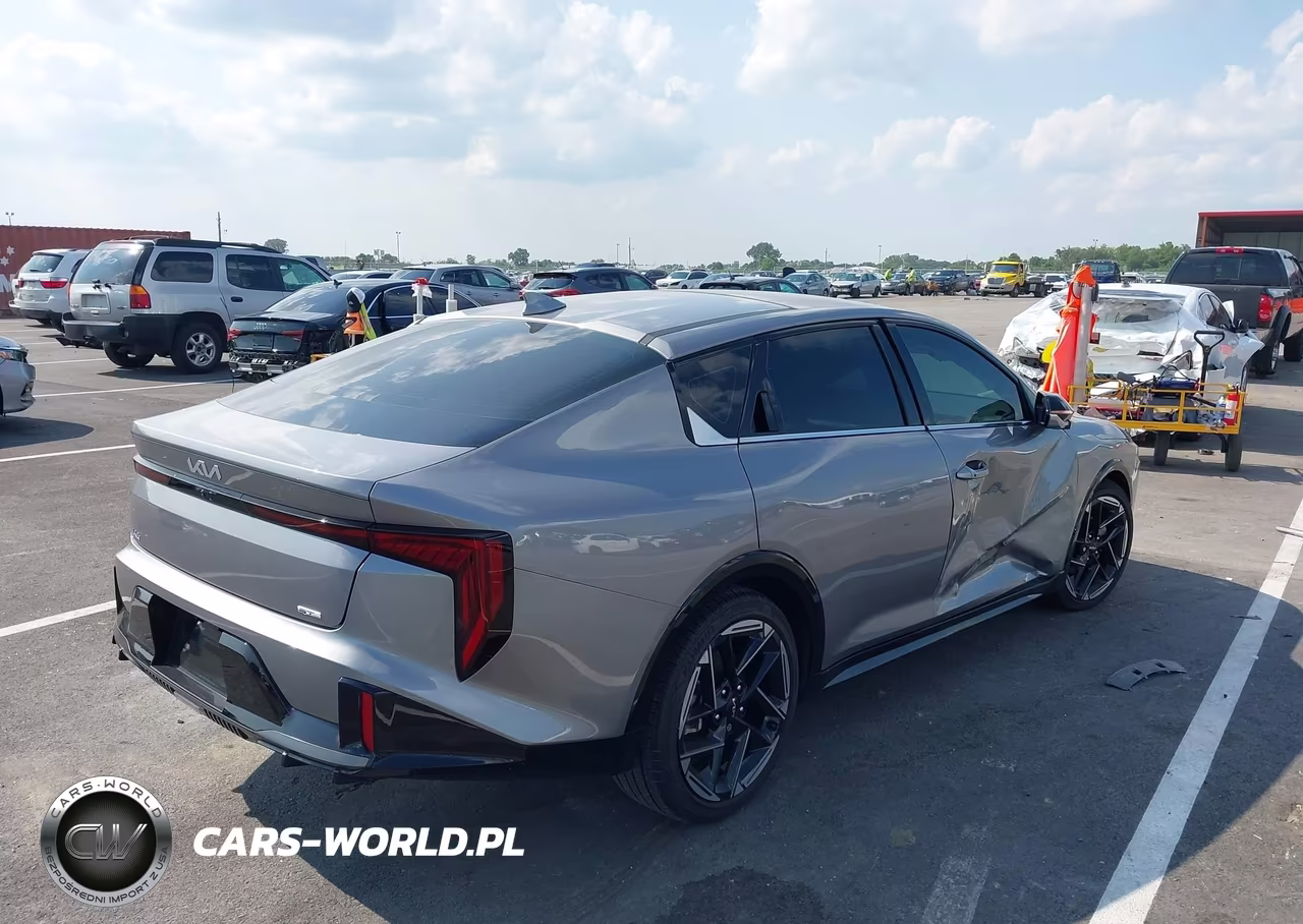 2025 Kia K4 Gt-Line VIN:3KPFW4DE9SE159969 - 4
