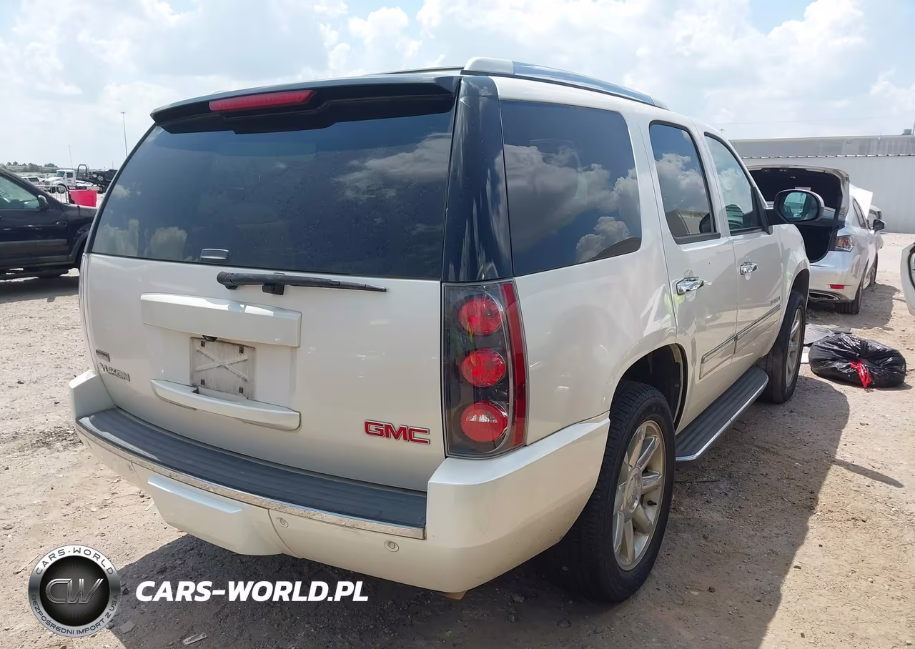 2012 GMC Yukon Denali VIN:1GKS2EEF2CR325007 - 4