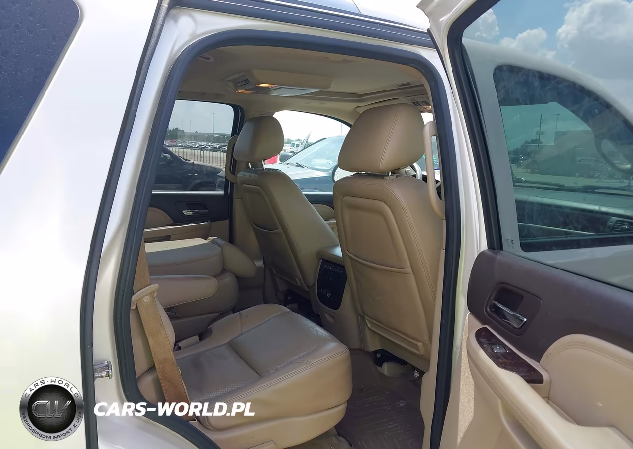 2012 GMC Yukon Denali VIN:1GKS2EEF2CR325007 - 8